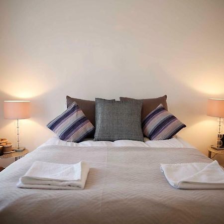Beautiful One Bedroom Apartment Walking Distance To Paddington And Hyde Park London Exterior photo